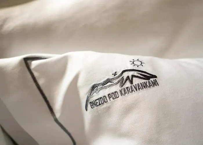 Casa de Férias A Nest Under The Karawanks